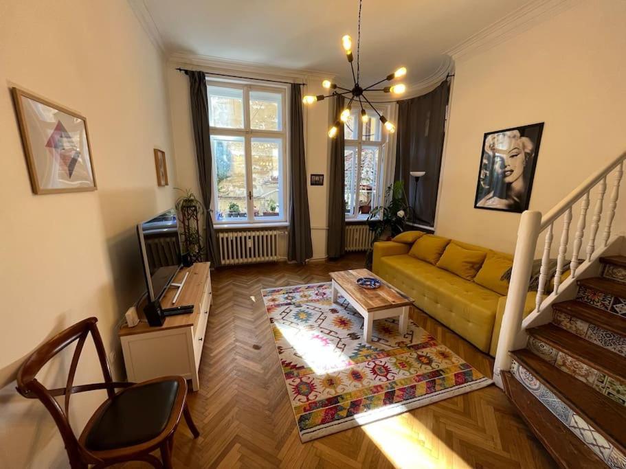 The Old Stairs Apartment โซเฟีย ภายนอก รูปภาพ